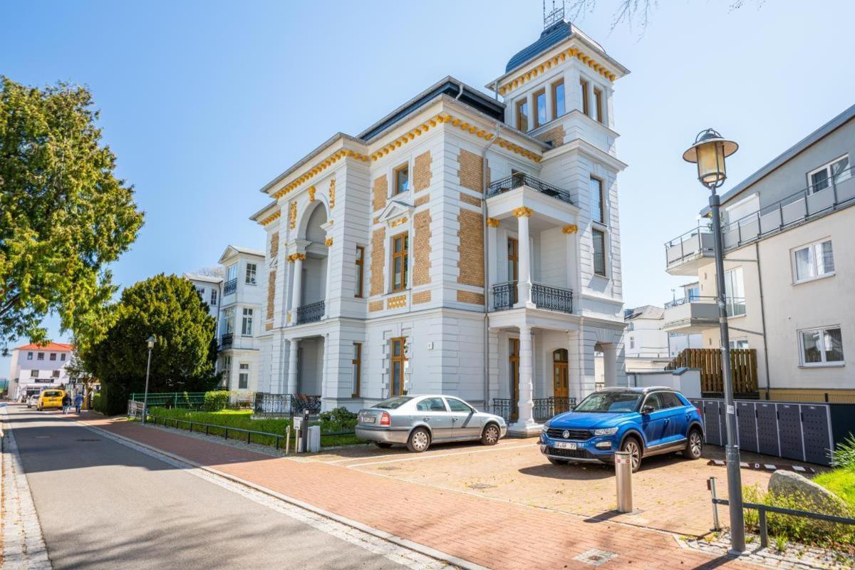 Moderne Fewo Mit Balkon, Hochwertig Apartment Heringsdorf  Luaran gambar